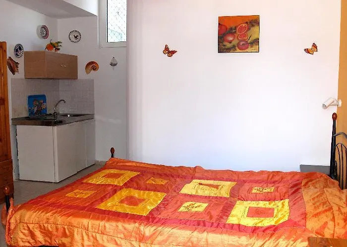 Marianthi Aparthotel Stegna