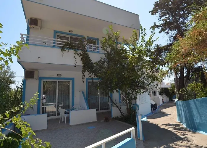 Marianthi Aparthotel 3*