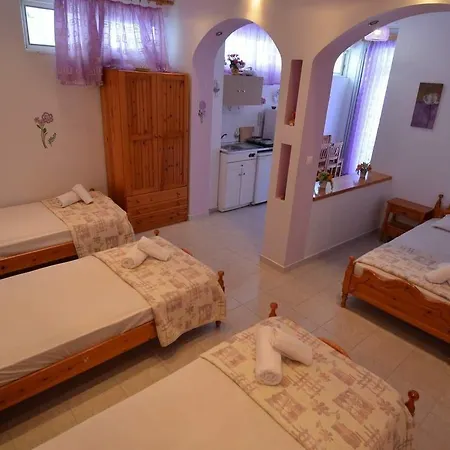 Marianthi Aparthotel Stegna